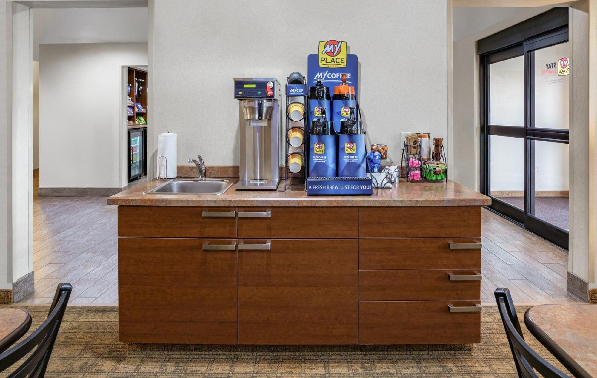 My Place Hotel-Davenport/Quad Cities, Ia ภายนอก รูปภาพ